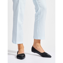 Naisten mustat ballerinat 1