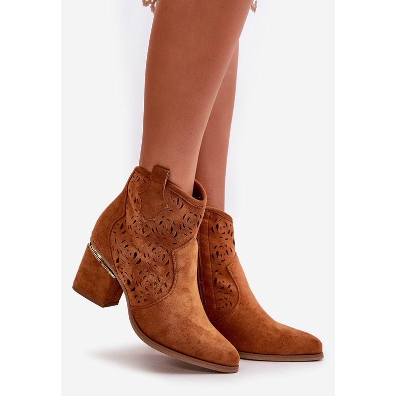 Harjakatkoiset Cowboy-saappaat korkokenkiin, jotka on kiinnitetty vetoketjulla Camel Vosilara ruskea 1