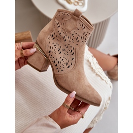 Harjakattoiset Cowboy-saappaat korkealla kantapäällä, vetoketjulla, beige Vosilara 2