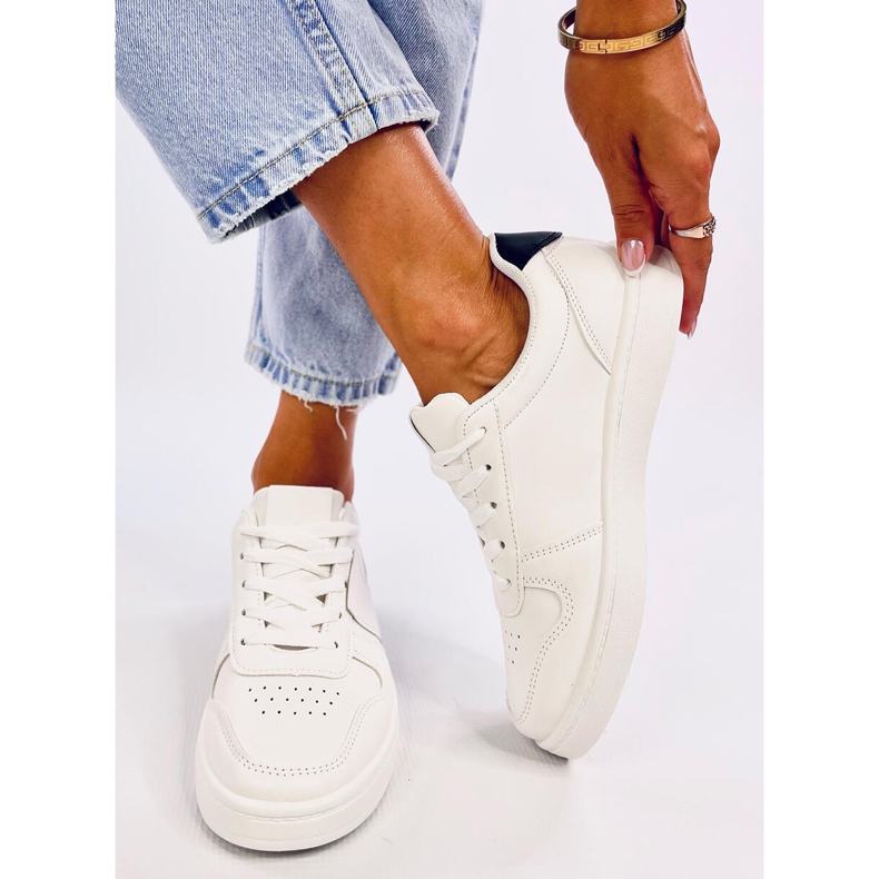 Lemoro Mustat naisten tennarit valkoinen 1