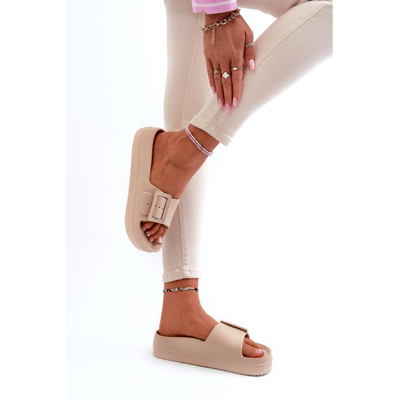 Naisten vaahtovarvastossut alustalla soljella Big Star NN274A666 Beige 3