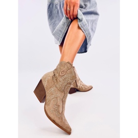 Lorenzo Khaki cowboysaappaat kivillä beige 1