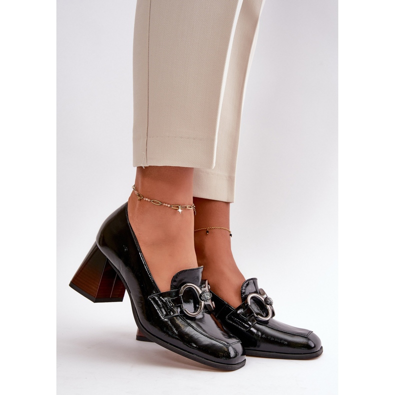 Nahkapumput koristeella Musta Laura Messi 2845 1