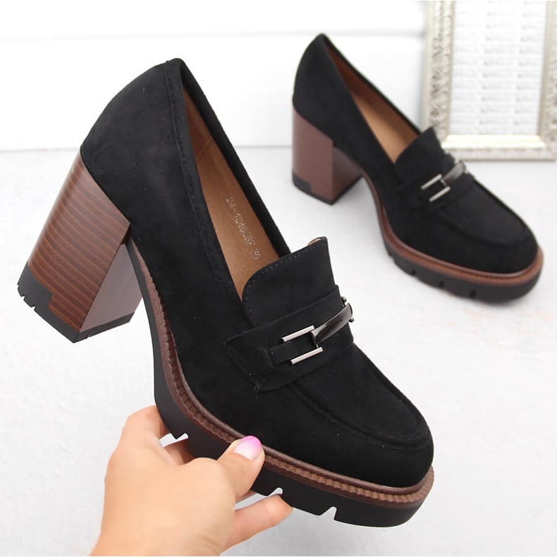 Mokkakengät, naisten mokasiinit korkokengillä, musta Potocki 12465 1