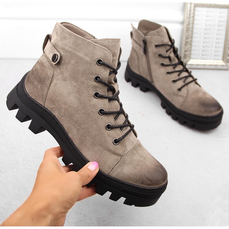 Naisten khaki-nilkkurit Potocki SZ12168 vihreä 1