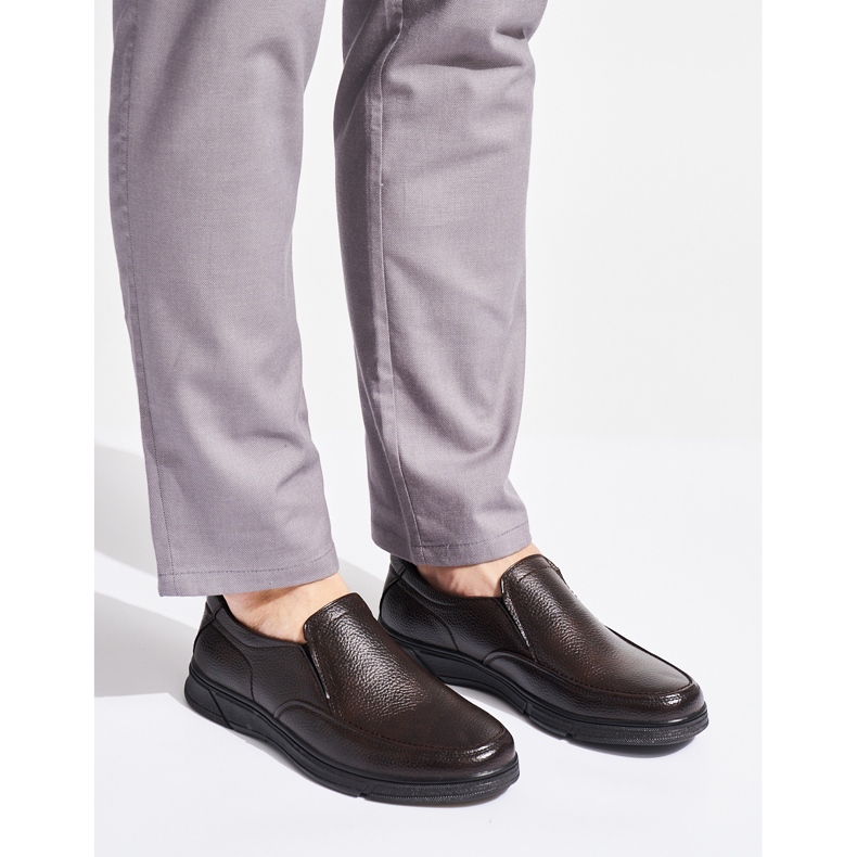 Ruskeat miesten mokasiinit ekologisesta nahasta 1