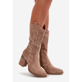 Naisten harjakattoiset Cowboy-saappaat korkokengillä Eco Suede beige S.Barski HY42-028 1