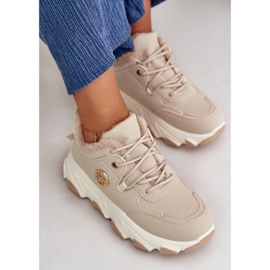 Naisten eristetyt nauhalliset urheilukengät alustalla, beige, valkoinen 2