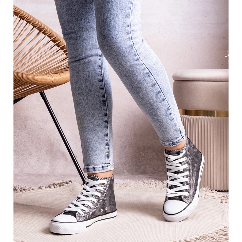 Ranifalin kiiltävät mustat lenkkarit 1