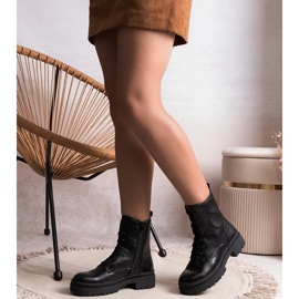 Mustat eristetyt klassiset Edmund-saappaat 2