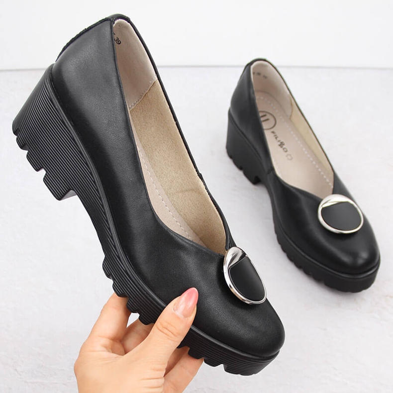 Mustat naisten nahkakengät Filippo DP4569 1