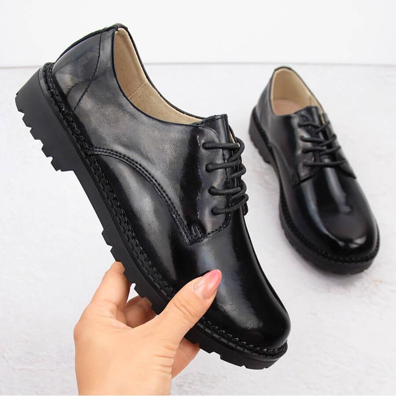 Mustat naisten nahkaiset nauhakengät Filippo DP6431 1