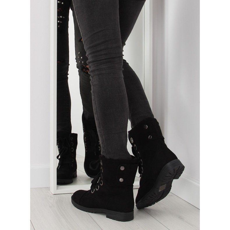 Mustat nyöritystyösaappaat 8901 Musta 2