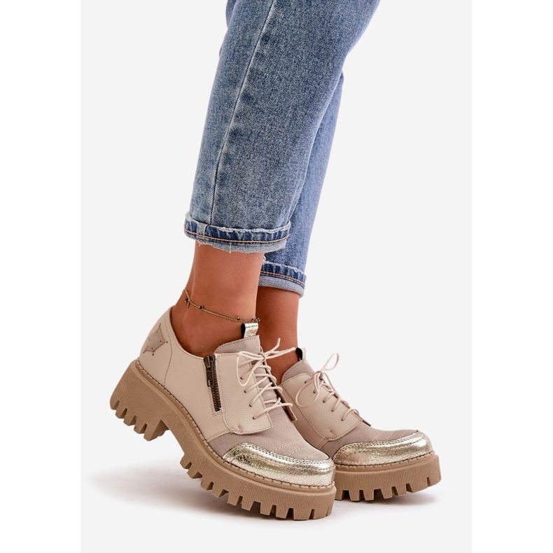 Naisten kengät luonnonnahasta beige Maciejka 06177-04 1