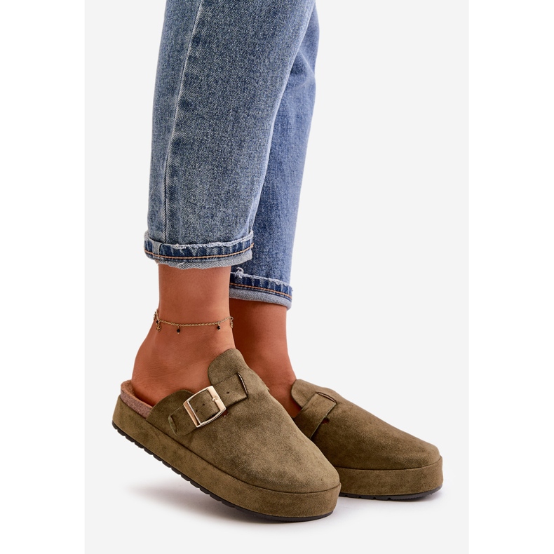 Naisten alustan varvastossut kultaisella soljella, tummanvihreä Terilaina 1