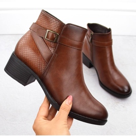 Naisten eristetyt korkokengät ruskeat Potocki 12280 1