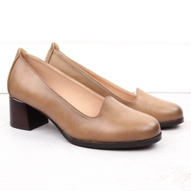 Naisten beigenväriset korkokengät Potocki 12545 2