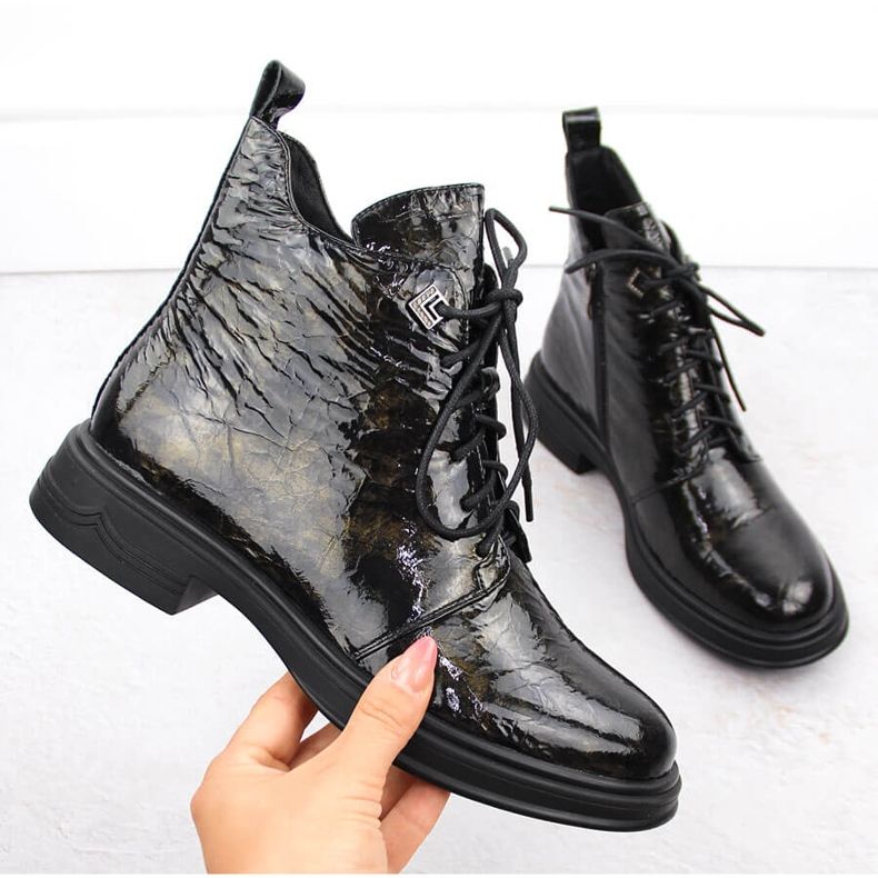 Kiiltonahkaiset nilkkurit D&amp;A S.Barski Premium Collection LZ42-042 musta 1