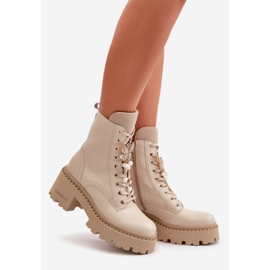 Naisten nahkatyönilkkurit perhosella, beige CheBello 4590 1