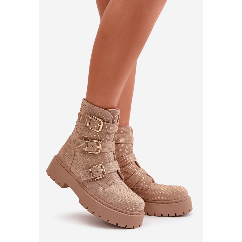 Eristetyt naisten nilkkurit beigellä kakkukoristeella 1