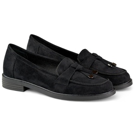 Mustat mokkanahkakengät tasaisella pohjalla 1