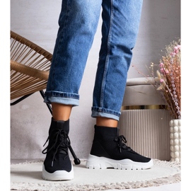 Frahmin mustat sukat 1