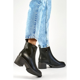 Mustat klassiset naisten nilkkurit mukavalla kantapäällä, naisten nilkkurit eko-nahasta 1