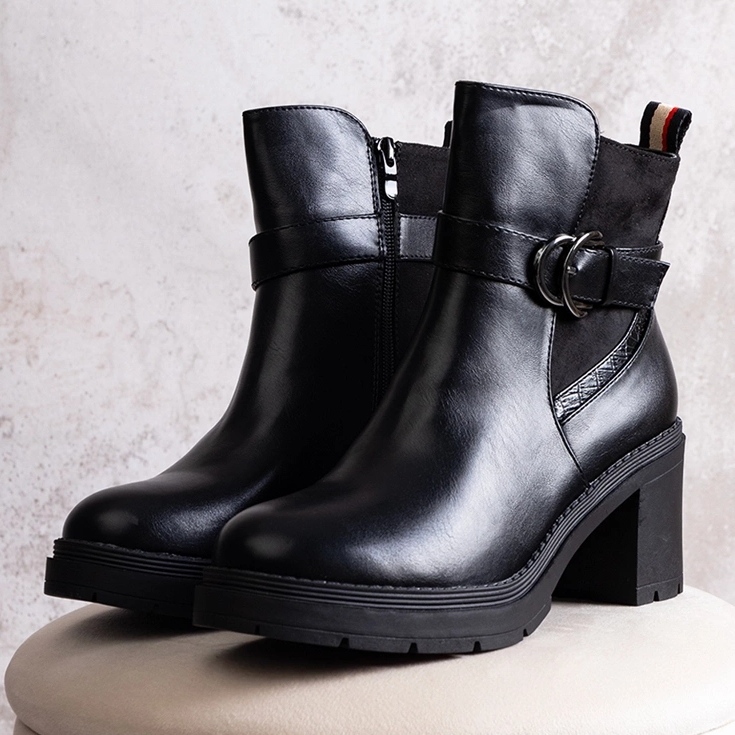 Mirka mustat korkeakorkoiset nilkkurit 1