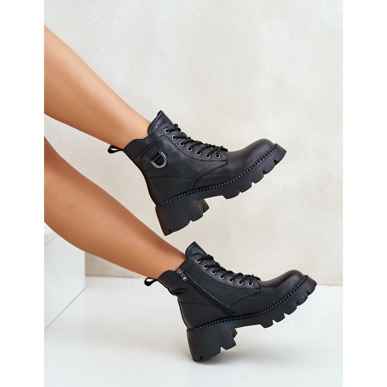 Naisten eristetyt luonnonnahkasaappaat Vinceza 41460 musta 2