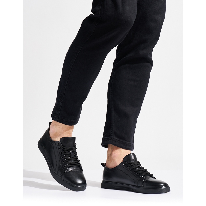 Miesten mustat urheilukengät 1