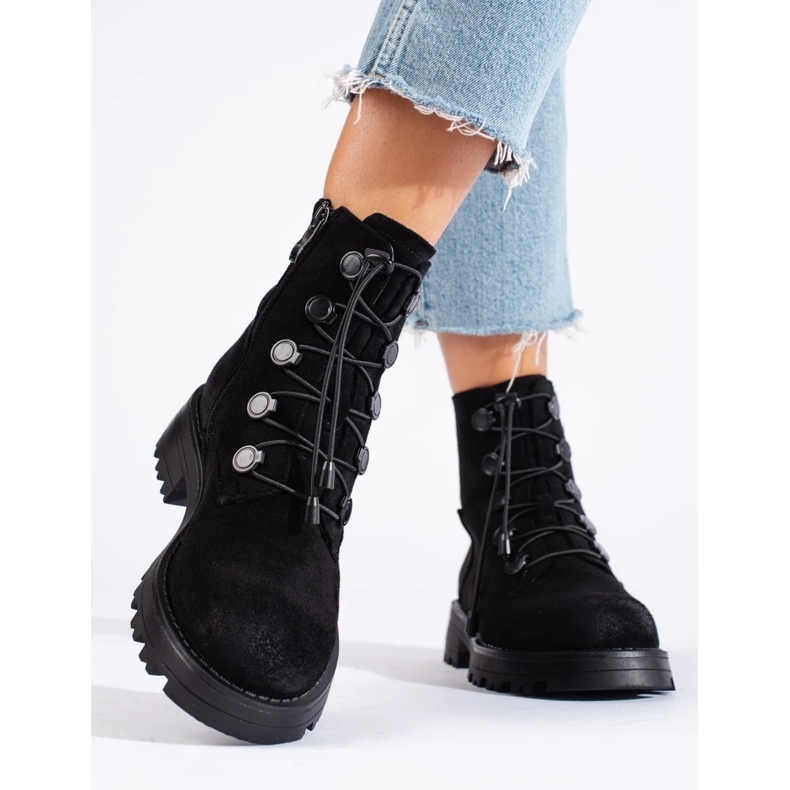 Naisten mustat mokkanahkaiset nilkkurit 1