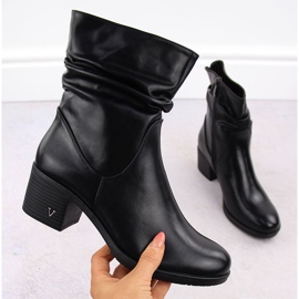 Naisten eristetyt nilkkurit, musta, Vinceza 10547 1