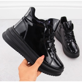 Naisten kiiltonahkaeristetyt mustat saappaat Artiker 55C1049 1