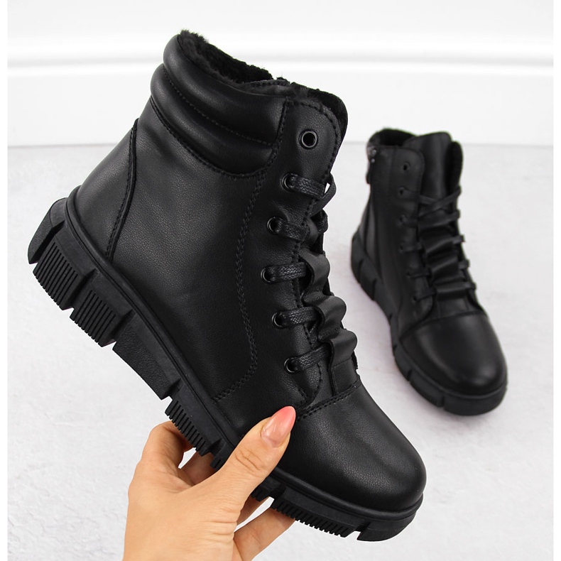 Naisten nahkasaappaat alustalla, musta, T.Sokolski Z24-335 1