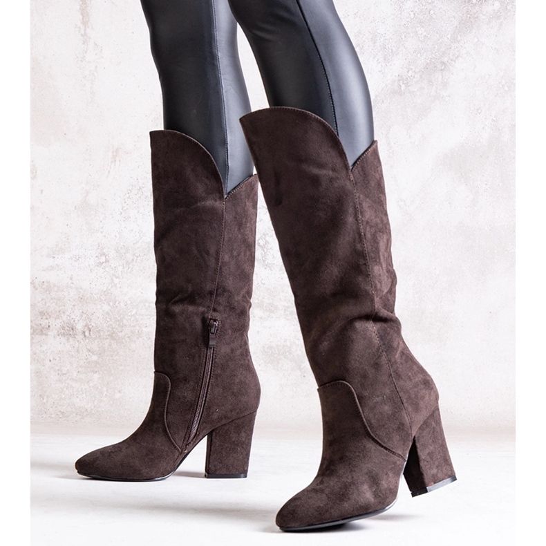 Ruskeat korkeakorkoiset Amare-saappaat 2