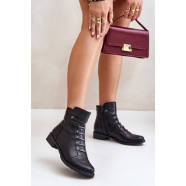 Eristetyt naisten tasaiset saappaat, musta Labise 2