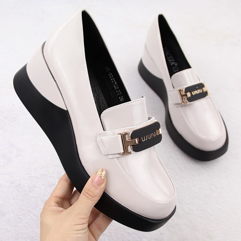 Harmaa naisten nahkaiset kiilakengät Vinceza 58337 1