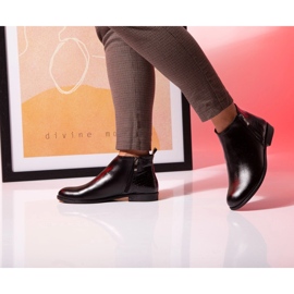 BUTDAM Btz Aurora mustat nahkaiset tasakorkoiset syksysaappaat 2