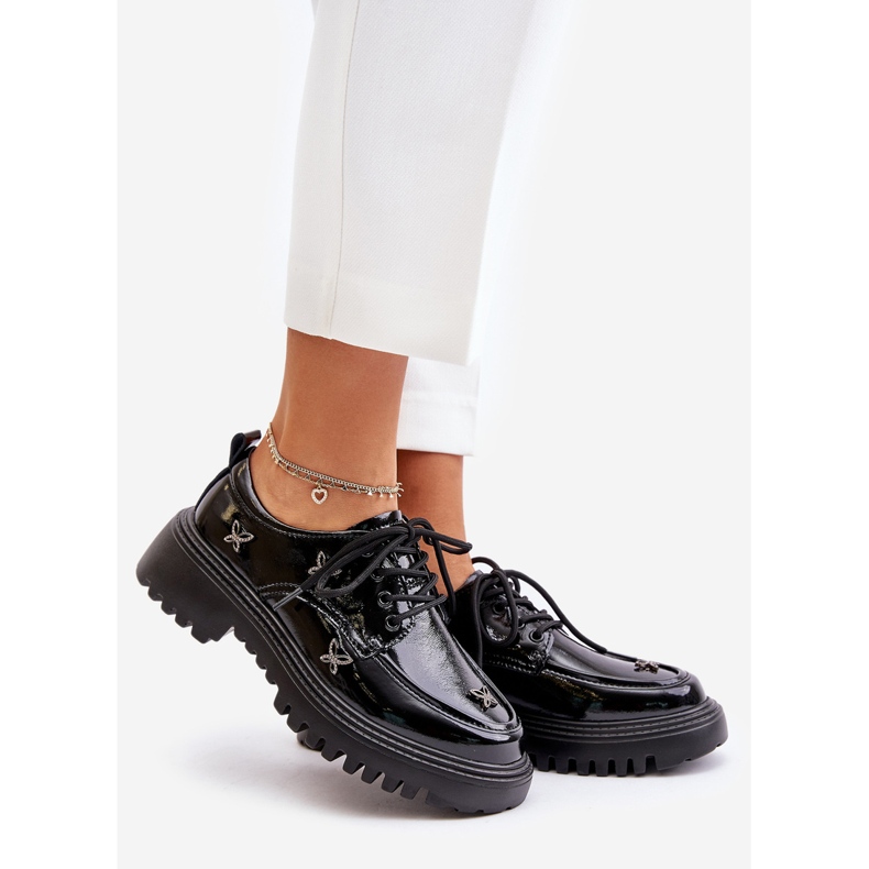 Patenttikoristeilla varustetut naisten kengät luonnonnahkaa Artiker 55C1011 musta 1