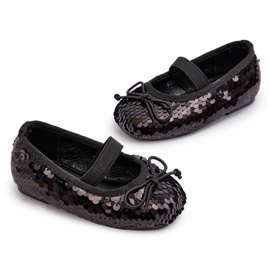 Tyttöjen balleriinit koristeltu paljeteilla ja mustalla keulalla 4