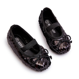 Tyttöjen balleriinit koristeltu paljeteilla ja mustalla keulalla 2