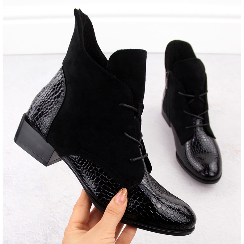 Naisten kiiltonahkaiset nilkkurit, musta, Potocki 12498 1