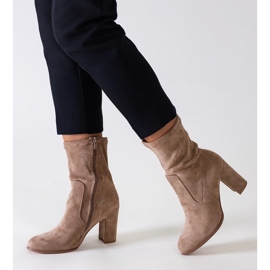 Hanerin beigenväriset korkeakorkoiset nilkkurit ekologisesta mokkasta 1