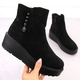 Naisten mokkanahkaiset nilkkurit paksulla alustalla, musta Potocki 11305 1