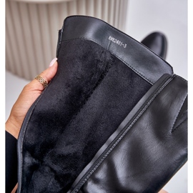 Jezzi Polven yli ulottuvat ekonahkaiset korkeakorkoiset saappaat, musta Izanae 2