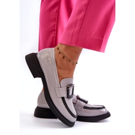 Vinceza naisten kiiltonahkaiset mokasiinit, harmaa 5