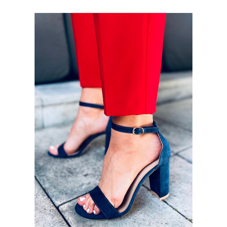 Laivastonsiniset korkeakorkoiset sandaalit sininen 1