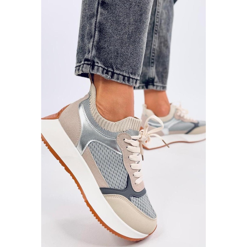 Harmaa naisten urheilukengät 1