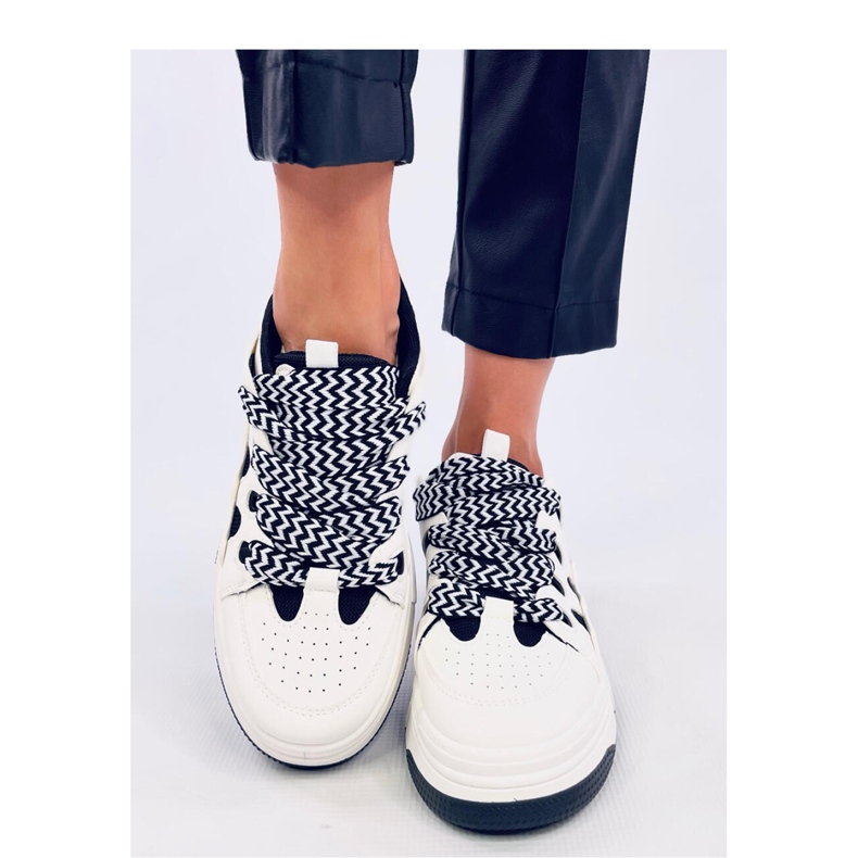 Allman Black naisten tennarit - Inello valkoinen 2