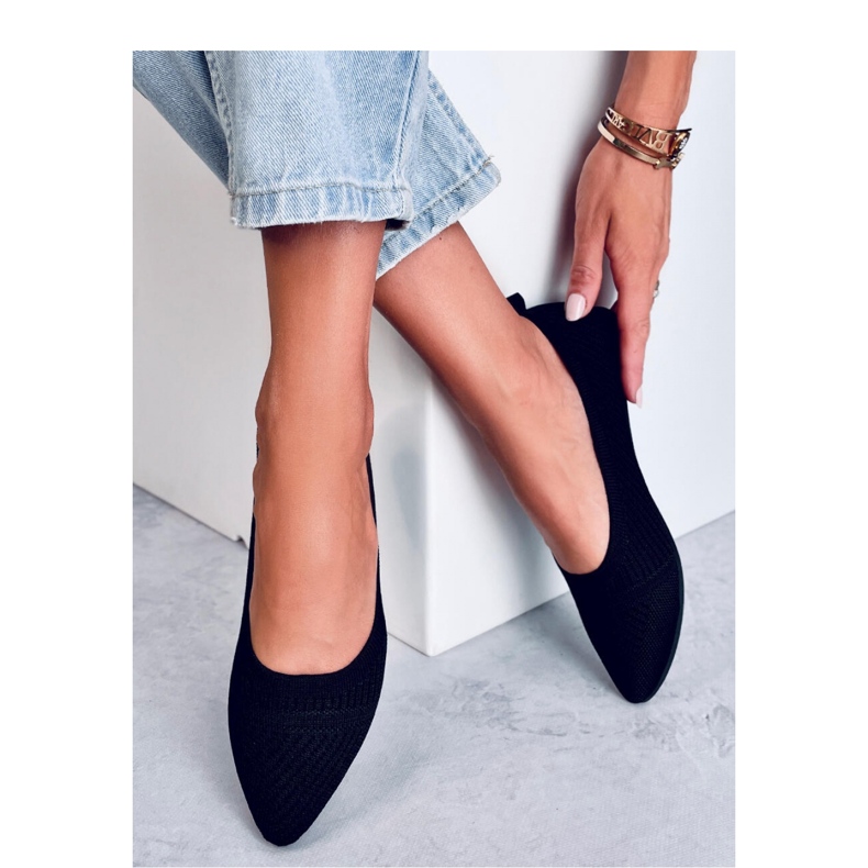 Kayla Black kudotut balettilevyt - Inello musta 2